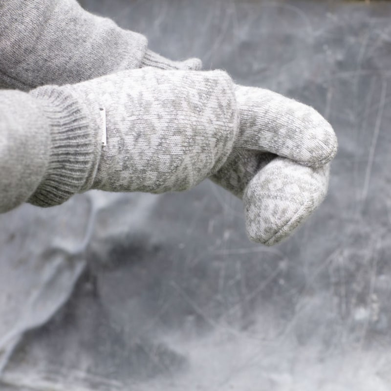 Sätila Grace Mitten Silver Grey