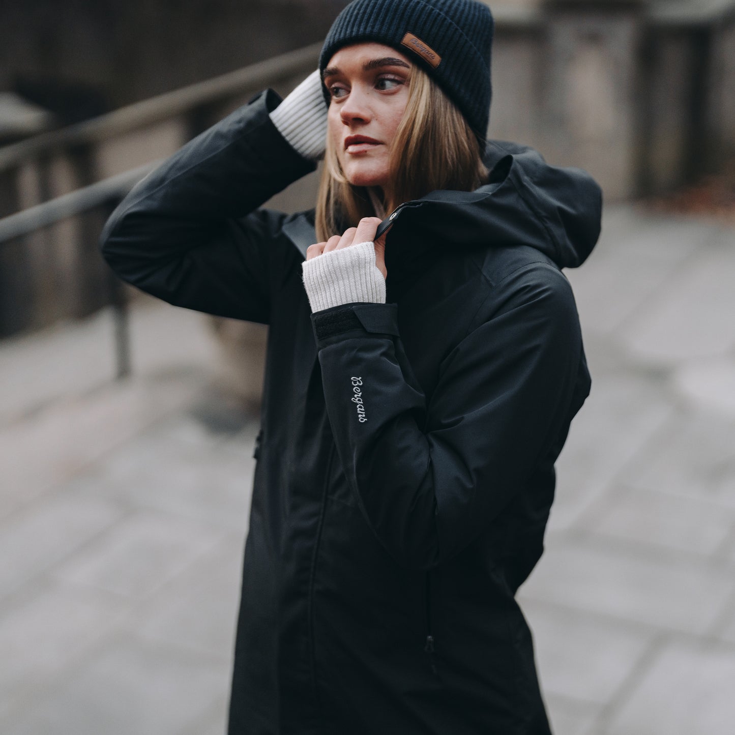 Bergans Urban Insulated Shell Coat Women Black