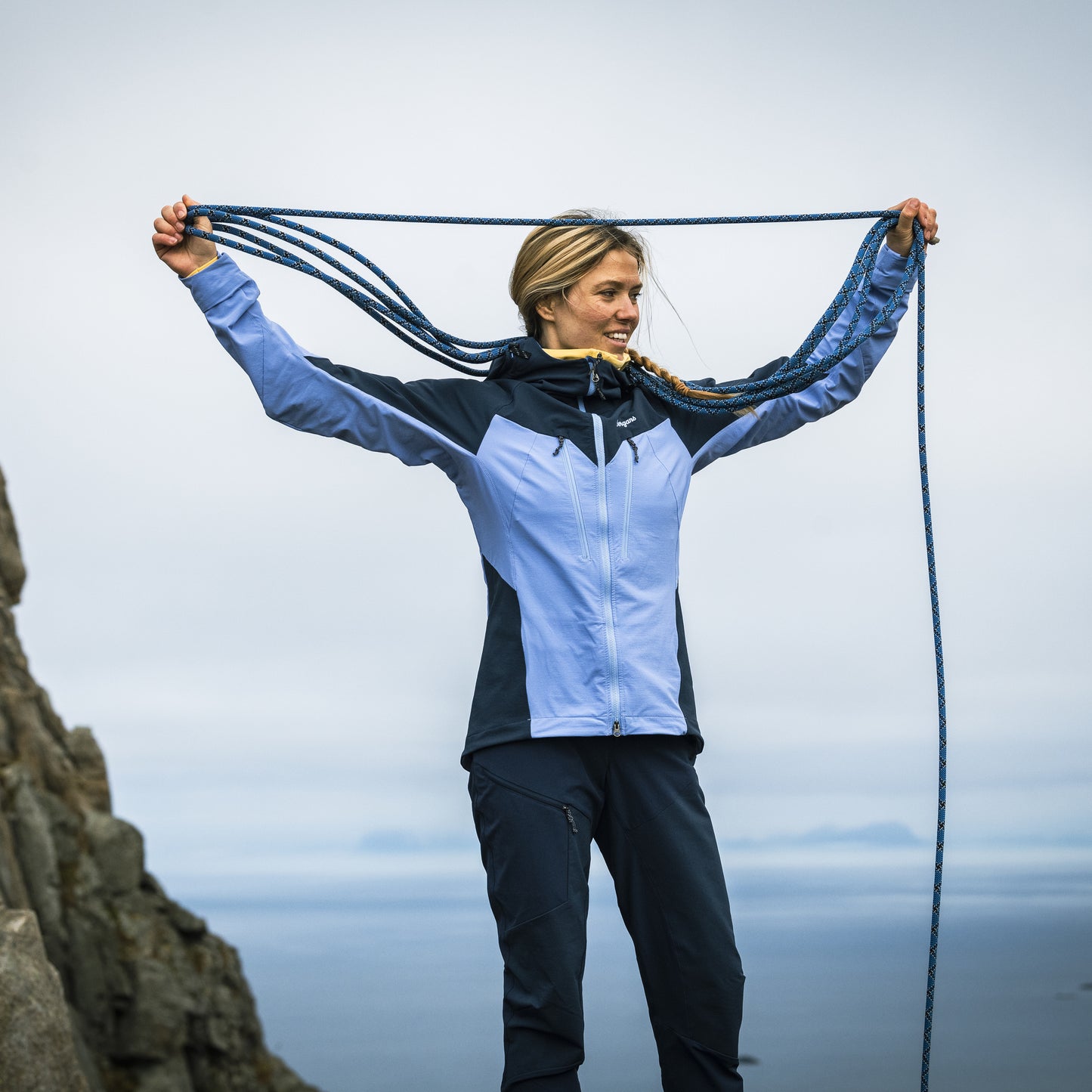 Bergans Tind Softshell Jacket Women Blueberry Milk / Navy Blue