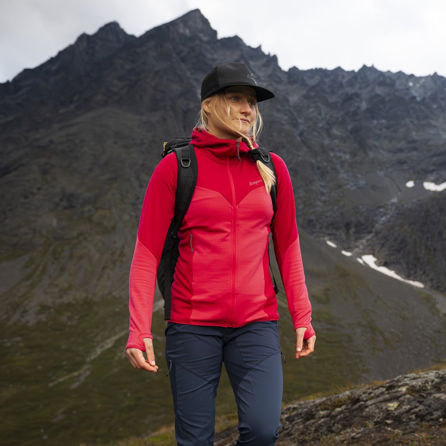 Bergans Tind Merino Hood Jacket Women Alpine Rose/Light Alpine Rose