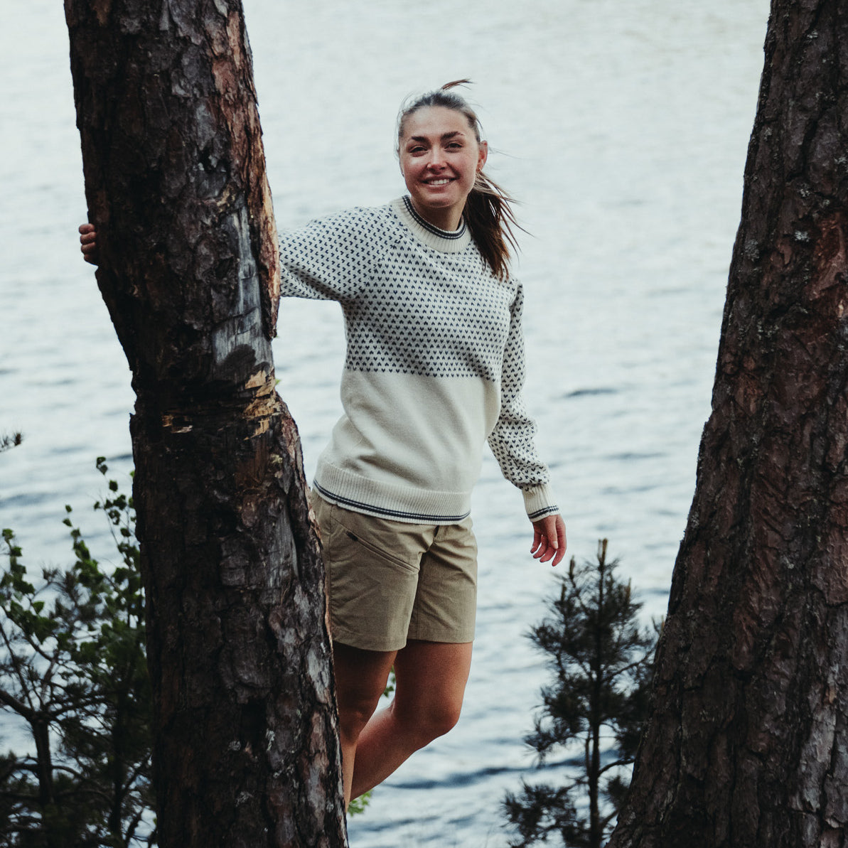 Bergans Alvdal Wool Jumper Women Vanilla White / Solid Dark Grey