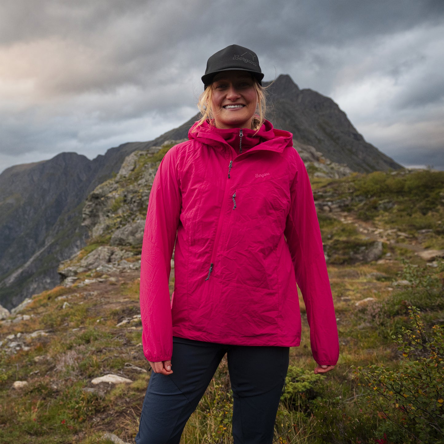 Bergans Tind Windbreaker Anorak Women Alpine Rose