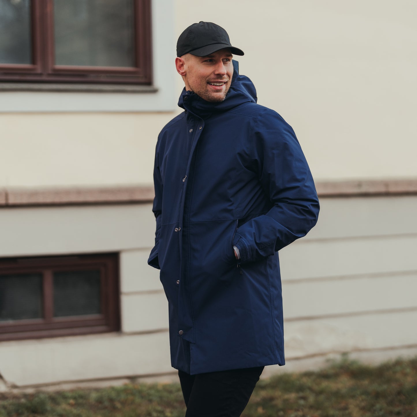 Bergans Urban Insulated Shell Coat Men Navy Blue