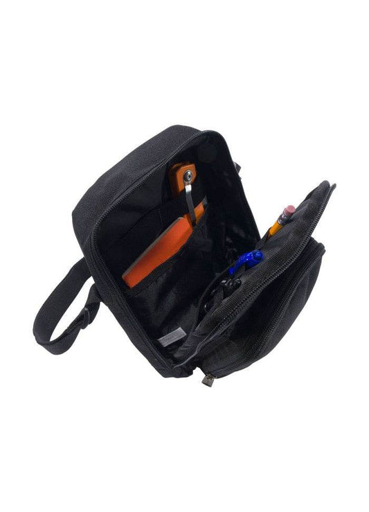 Carhartt Crossbody Zip Bag Black - NatureLife