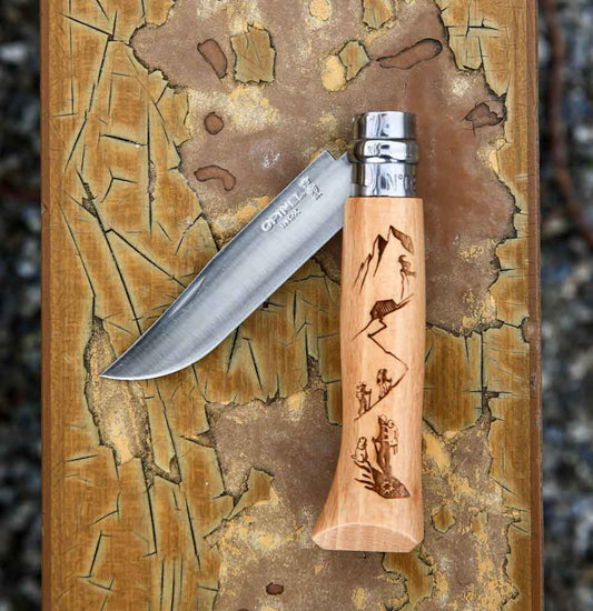 N08 Engraved Sport Skiing Beech