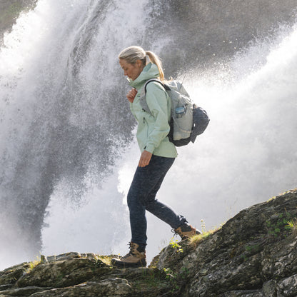 Bergans Essentials 2.5L Shell Jacket Women Mint Crush