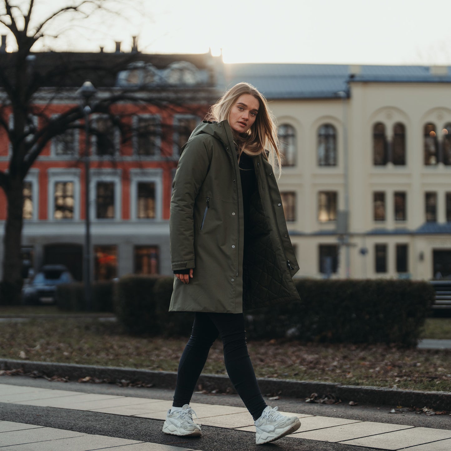 Bergans Urban Insulated Shell Coat Women Dark Green Mud