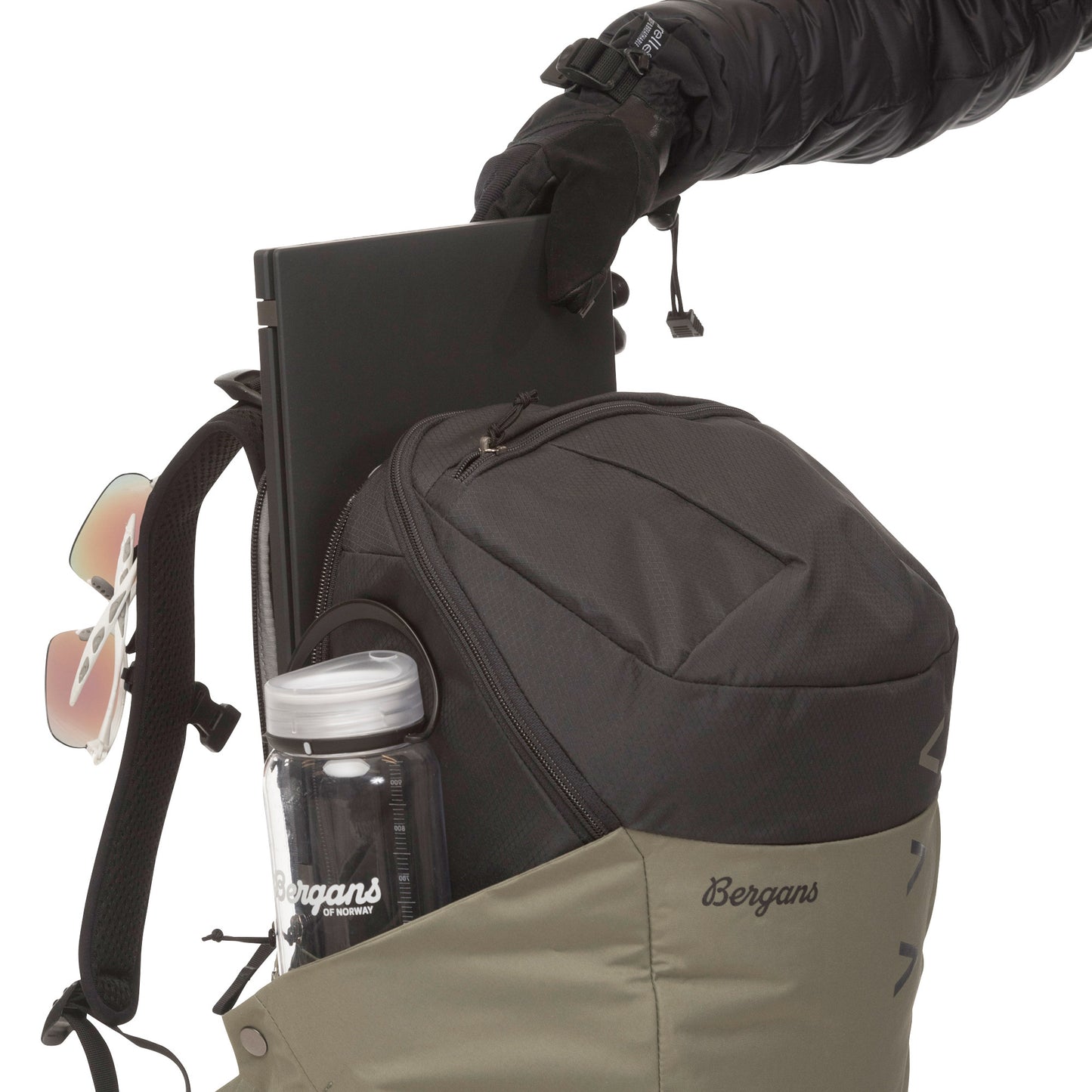 Bergans Vaagaa Daypack 26 S/M Green Mud / Dark Shadow Grey
