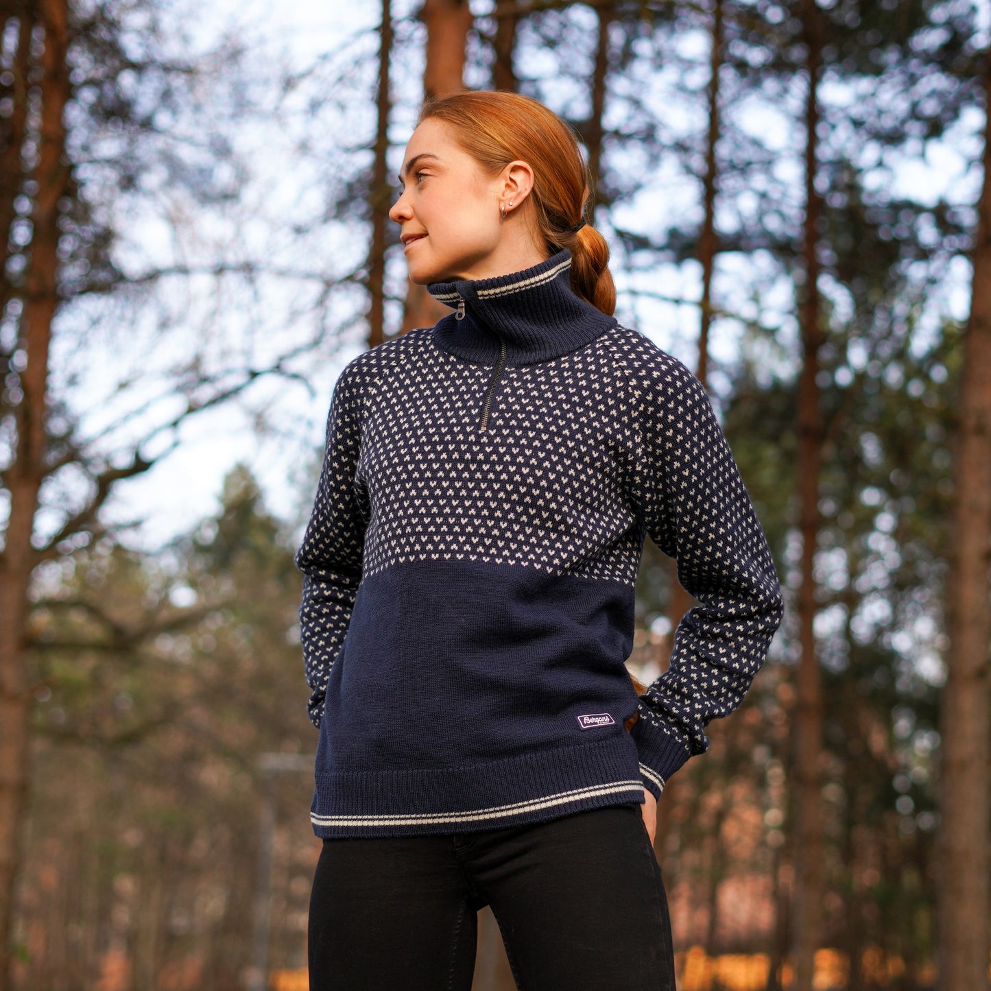 Bergans Alvdal Wool Women Half Zip Navy Blue/Vanilla White