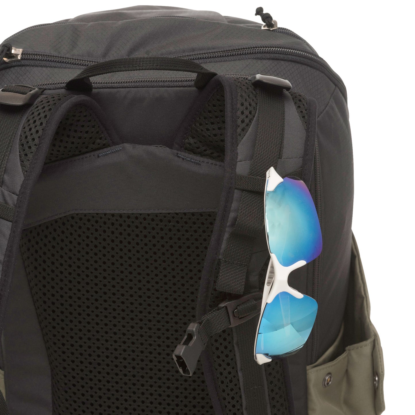 Bergans Vaagaa Daypack 26 M/L Black/Dark Shadow Grey