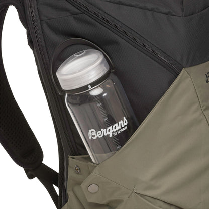 Bergans Vaagaa Daypack 26 M/L Black/Dark Shadow Grey